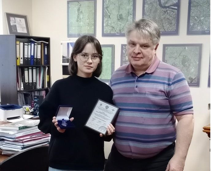 Награждение лауреата Серебряной медали имени Академика РААСН Г.Л.Осипова